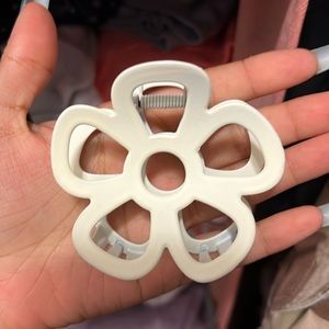 cute flower hairclip